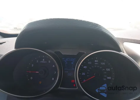 2012 Hyundai Veloster Base W/Red/Black из США, поврежденный, VIN KMHTC6AD7CU021221